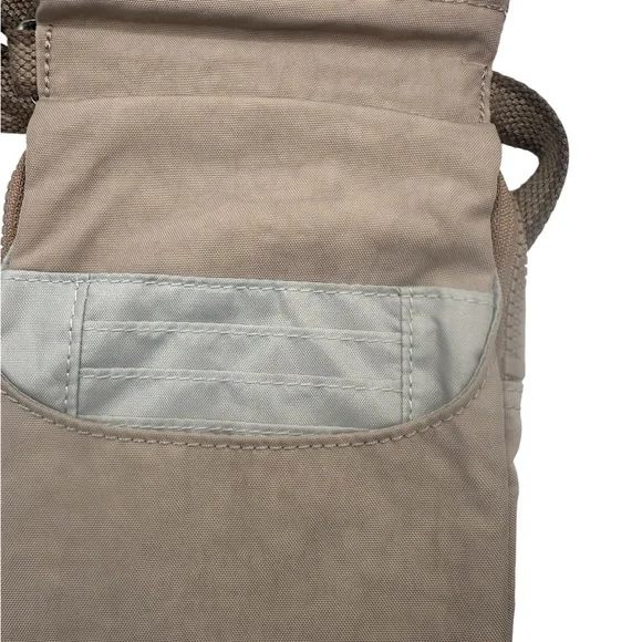 Kipling Eldorado Lightweight Crossbody Bag in light Pink‎ - EUC - Picture 5 of 7